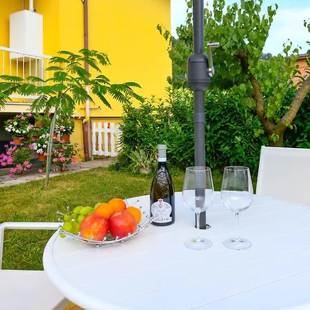 Ll Gelsomino Di Bazzani Apartment