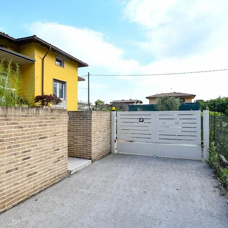 Ll Gelsomino Di Bazzani Apartment